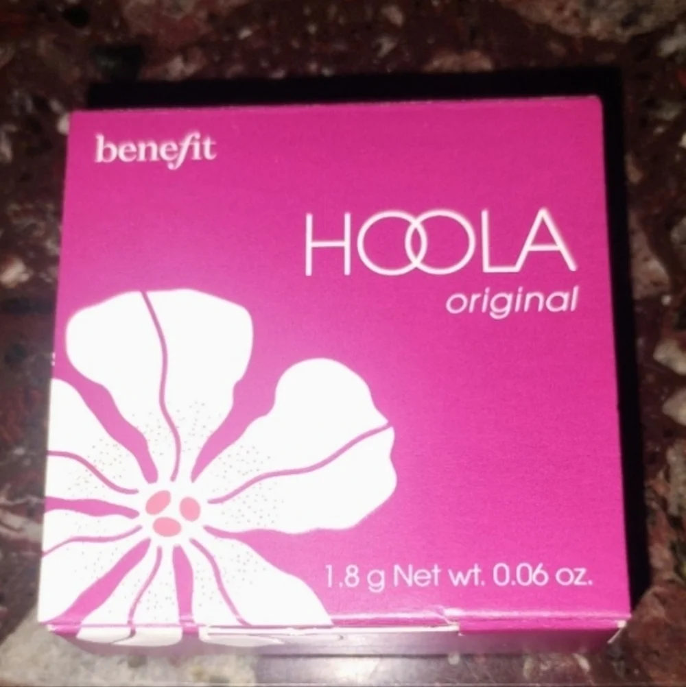 Benefit Cosmetics Original Hoola Powder Bronzer 1.8g  NEW